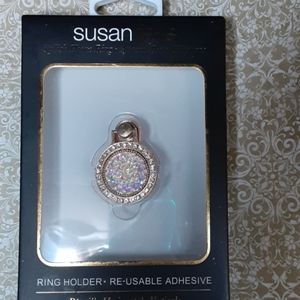 SUSAN FARIS Ring holder for phone